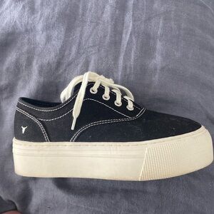 Princess Polly Windsor Smith shoe